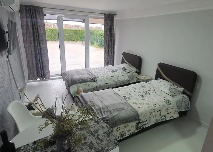 Cozzy Near The Aiport Apartmán Podgorica