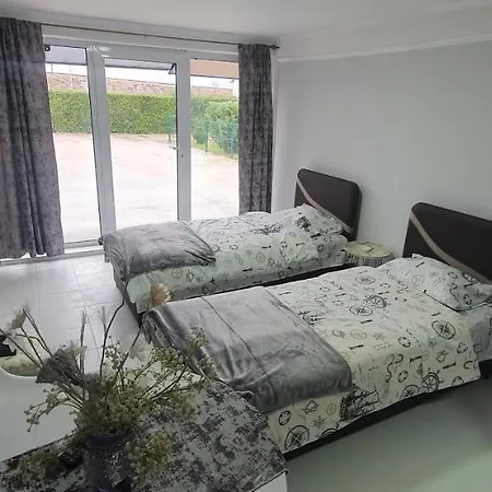 Cozzy Near The Aiport Apartament Podgorica