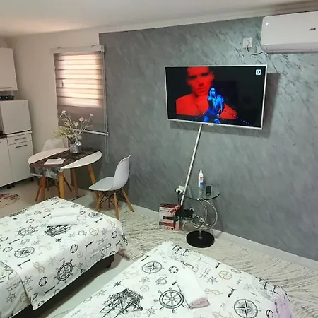 Cozzy Near The Aiport *