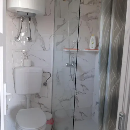 Διαμέρισμα Cozzy Near The Aiport