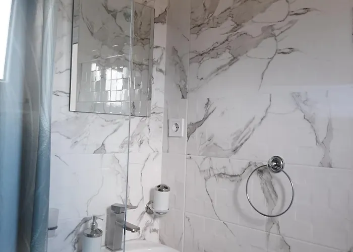 Cozzy Near The Aiport Апартаменты Подгорица